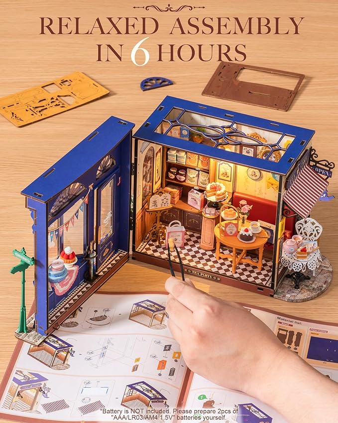 Rolife Wooden Doll House